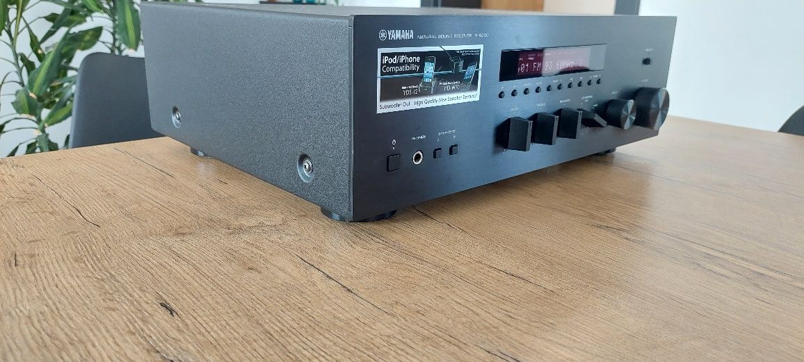 Yamaha r-s300 amplituner stereo