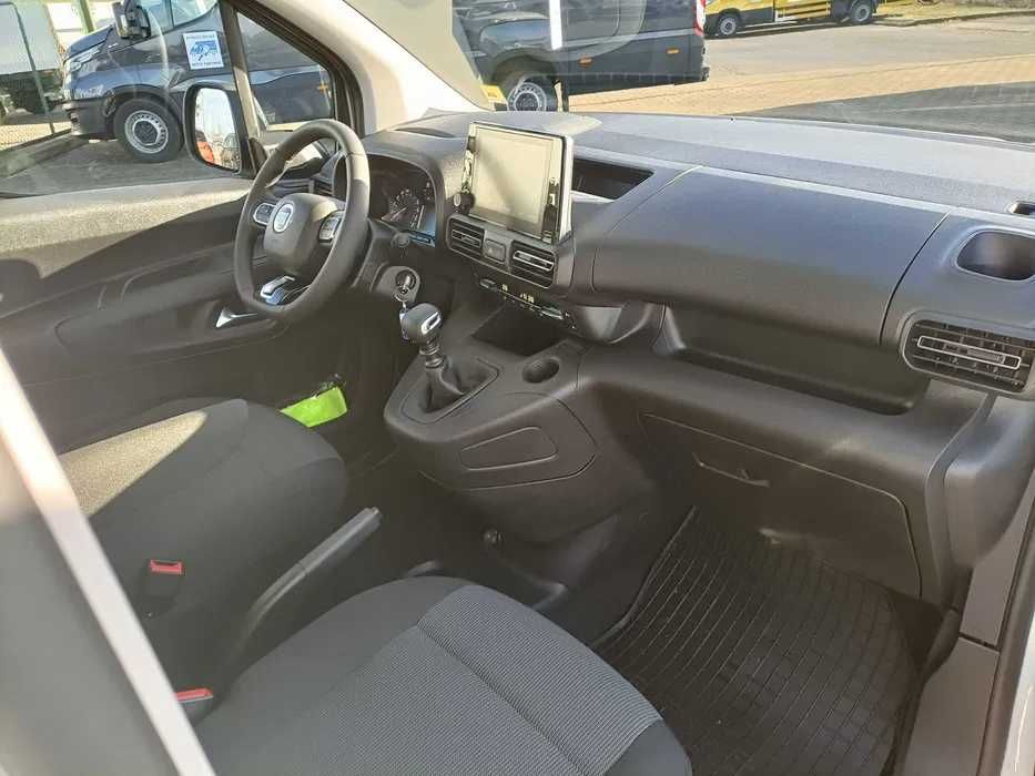 Wynajem busa FIAT DOBLO Cargo VAN L2H1 1.5 MJ 100 KM BlueHDI Łódź