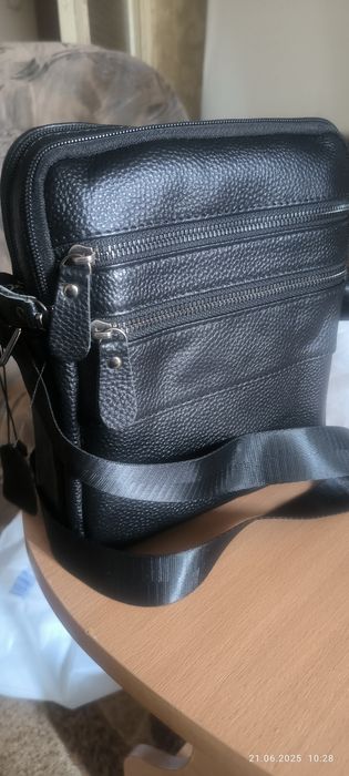 Продам мужскую сумку