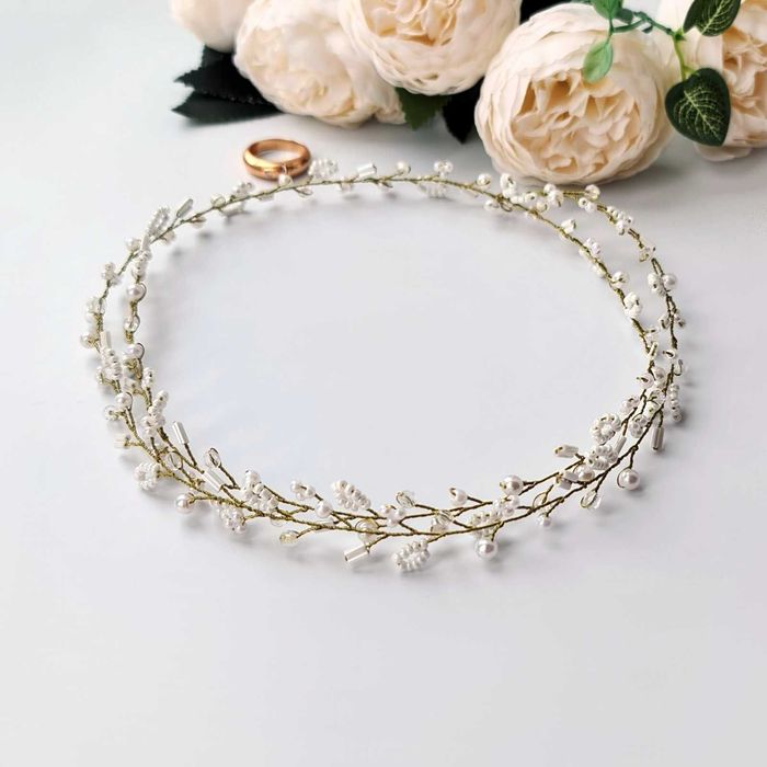 Весільні аксесуари для нареченої білий віночок у зачіску, гілочка 80см