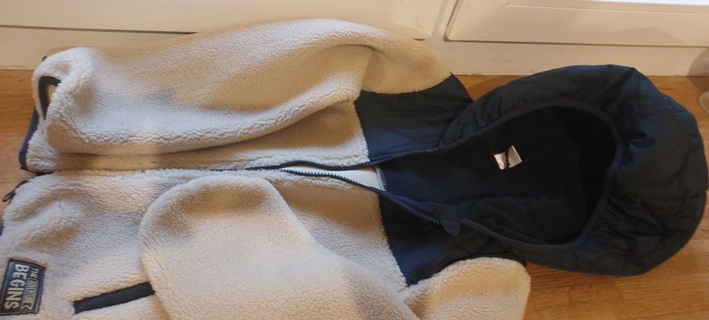 ciepły sweter na zamek.