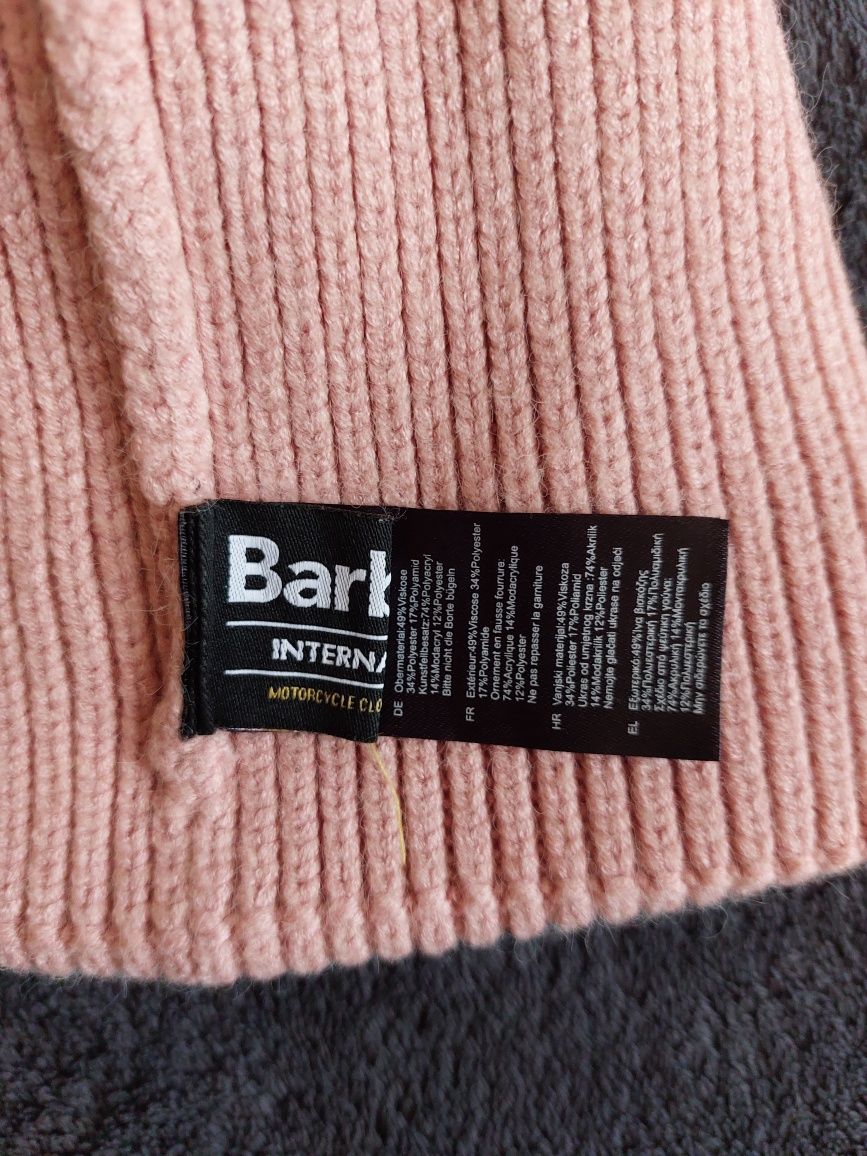 Шапка  Barbour  рожева,S