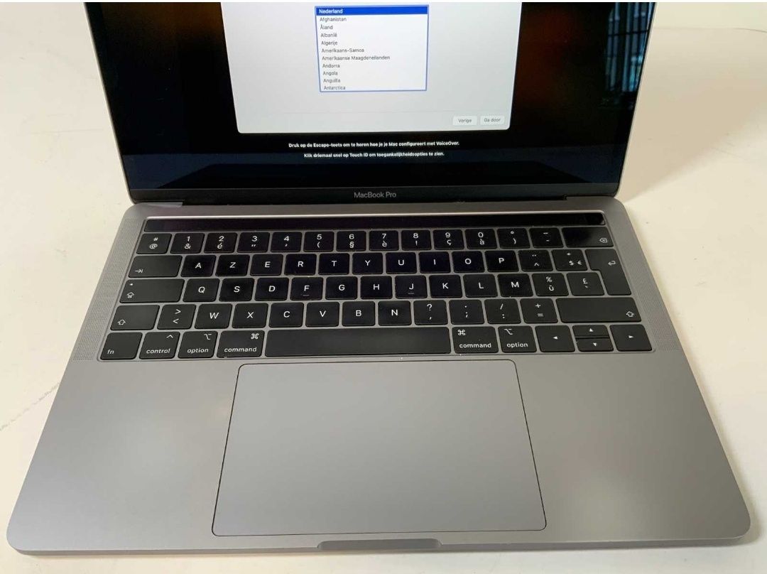 MacBook Pro 13" I7 16Gb 256 SSD Defeito Touchbar