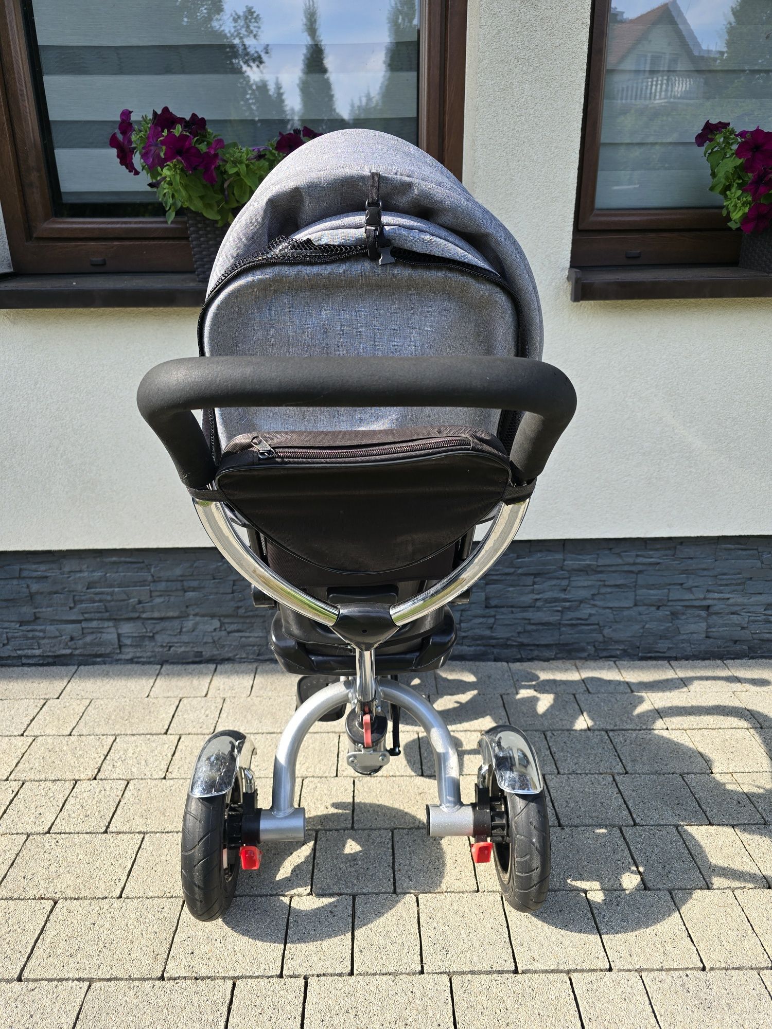 Rowerek trójkołowy KidsZone