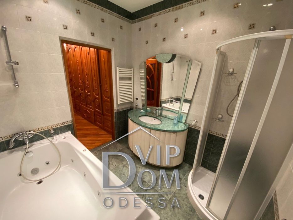 Французский бульвар, Дунаева’.Ключи