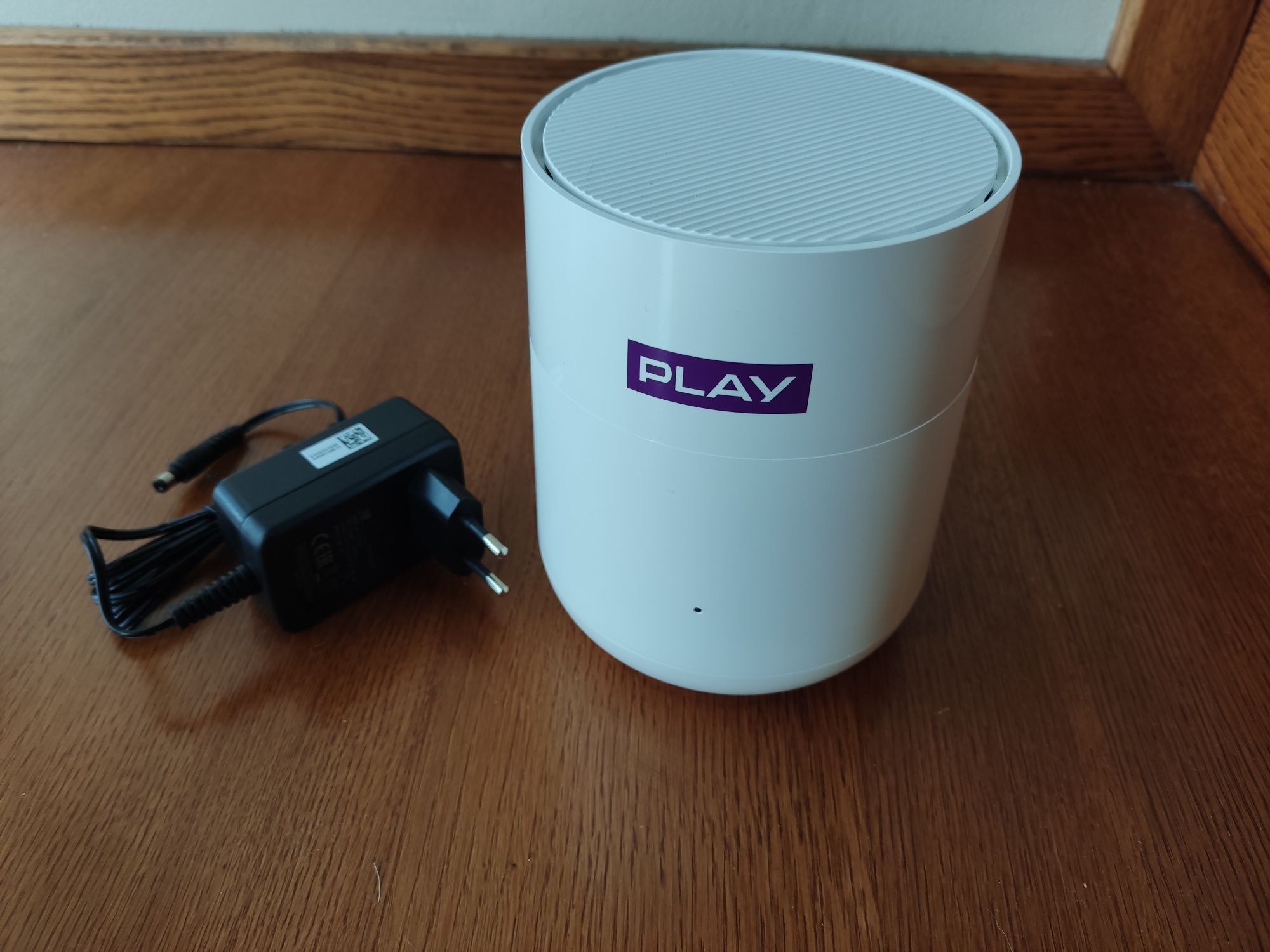Router Play, Huawei OptiXstar K562 WiFi 6 AX3000 Mesh