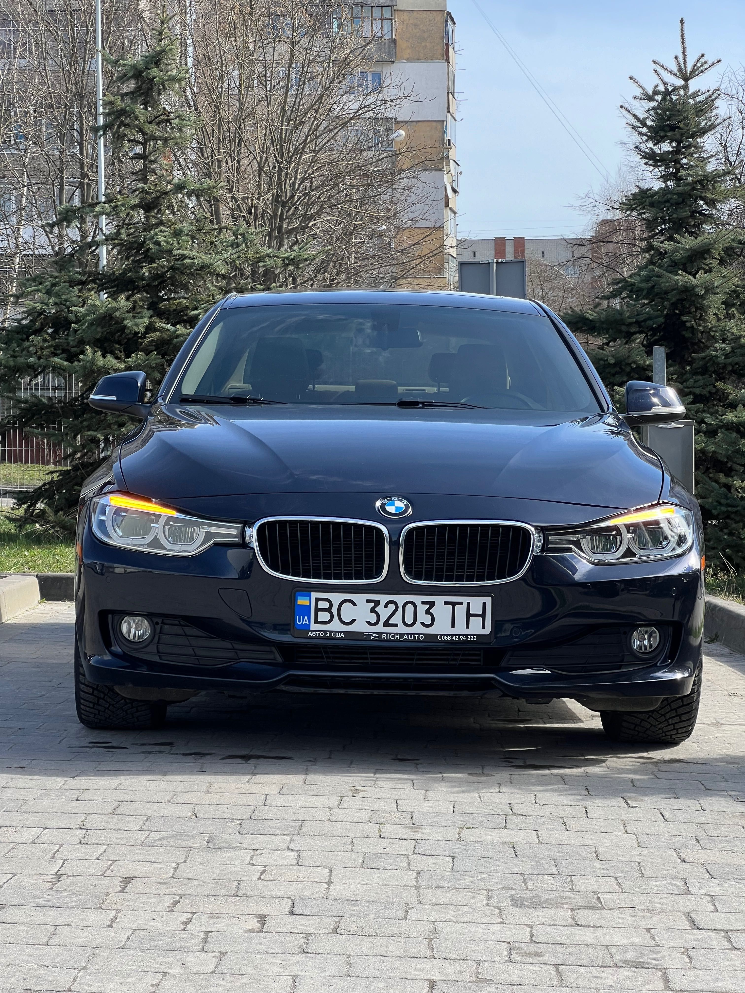 Bmw 3 Series xDrive .