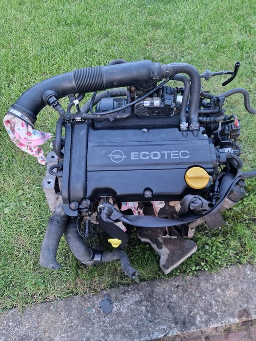 Blok silnika 1.2 16v 80 KM XEP corsa D