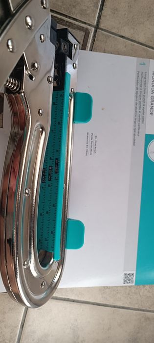 Закріплювач люверсів Crop-a-Dile