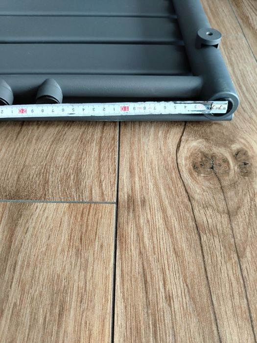 Grzejnik łazienkowy pionowy, 150*45