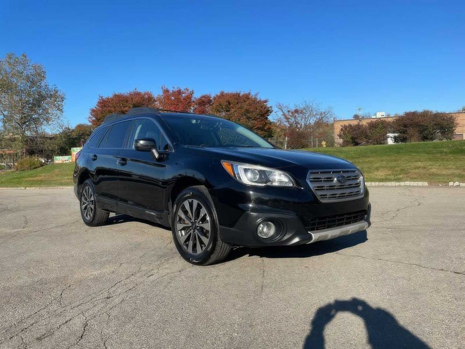 Subaru Outback Limited      2016