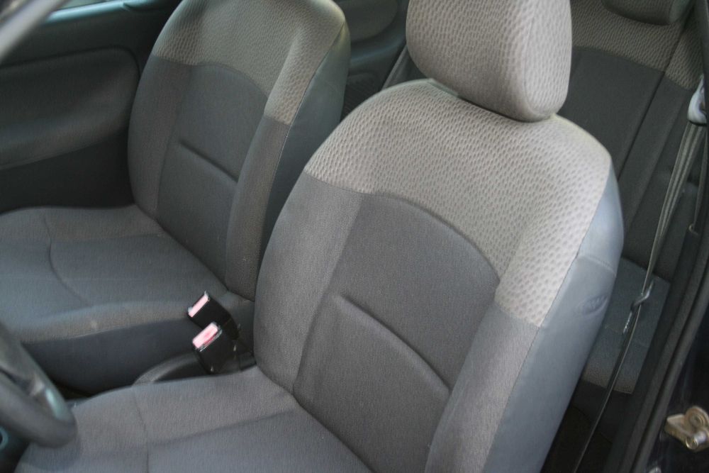 Sprzedam renault clio 2 2004 r 1.2 Doinwestowany