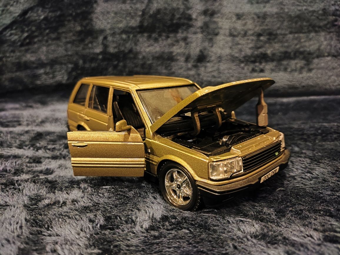 Range Rover 2001 Bburago 1:26