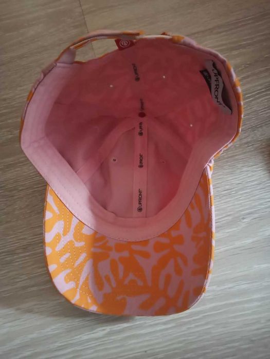 продаються Кепки