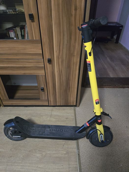 Hulajnoga elektryczna Momo Design 25km/h