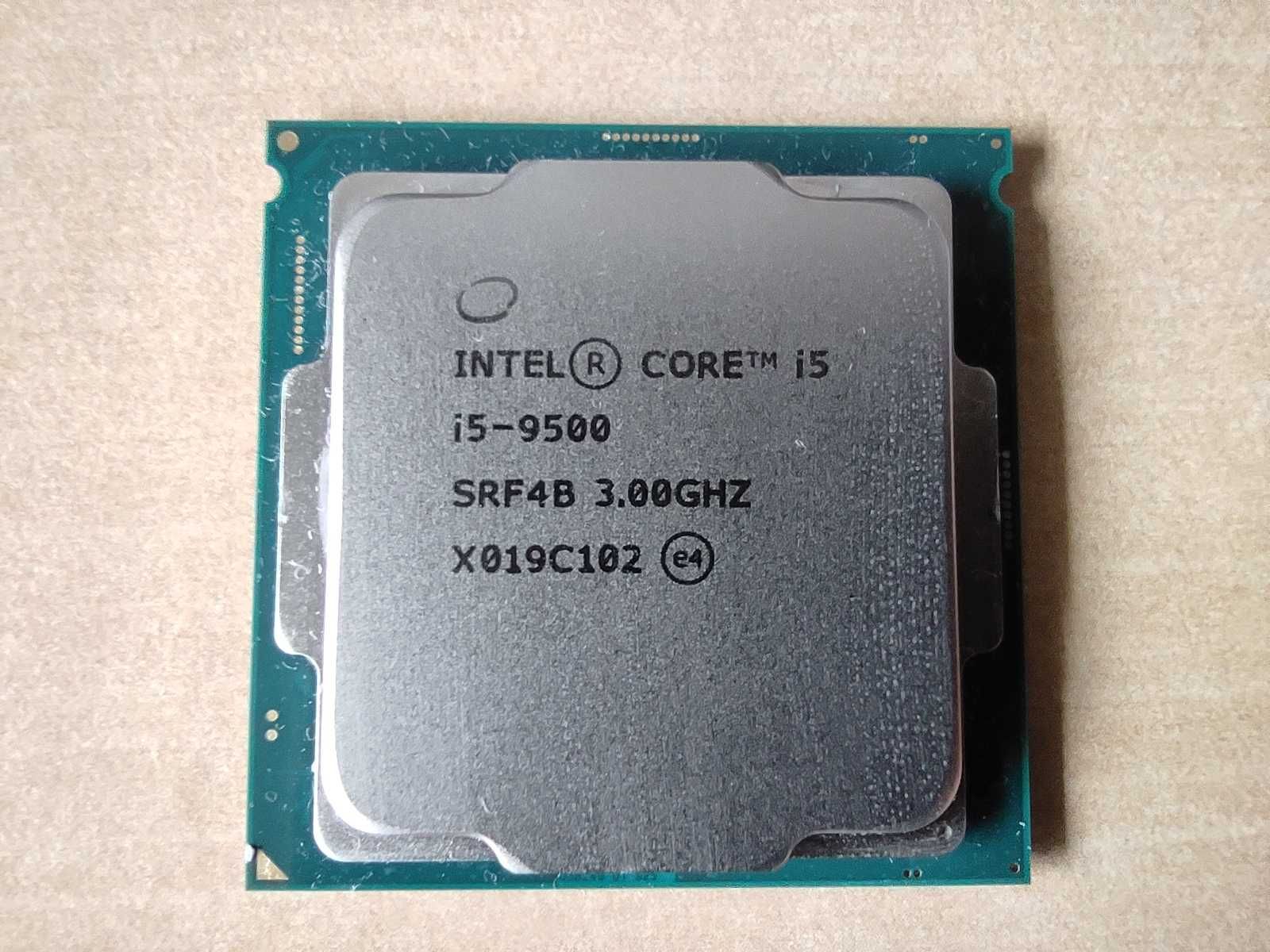 Intel Core i5 9500 Procesor 3-4.4 GHz 6 rdzeń 1151 + chłodzenie BOX