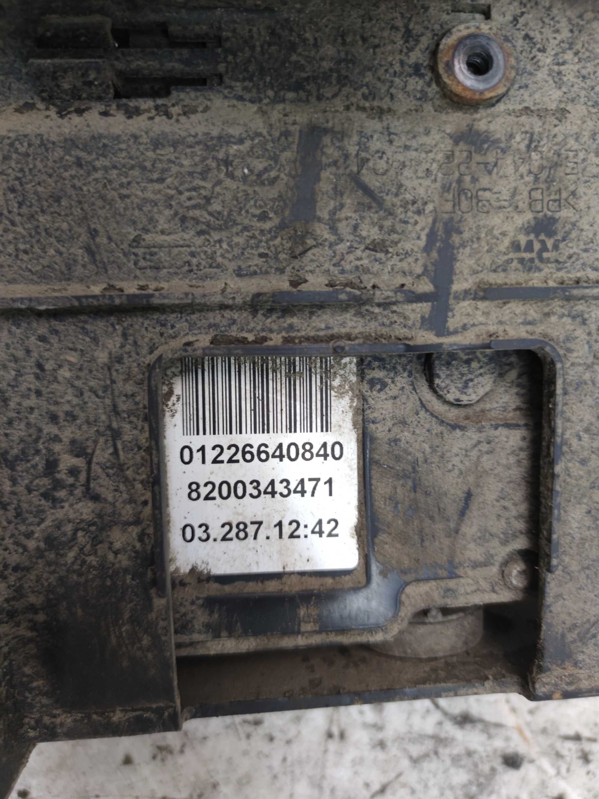 Renault Scenic II Hamulec Ręczny Elektryczny