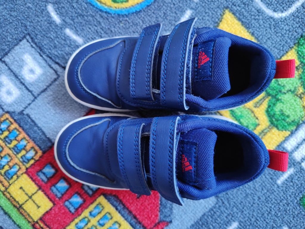Sneakersy Adidas 25,5 chłopięce