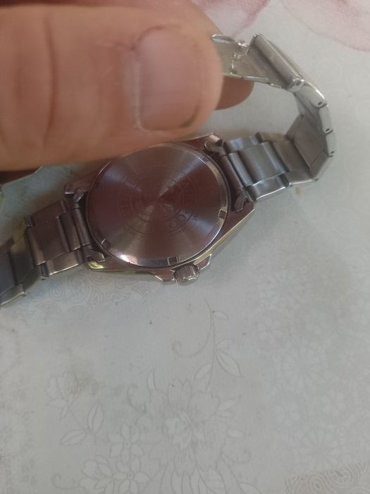 Часы продам наручные