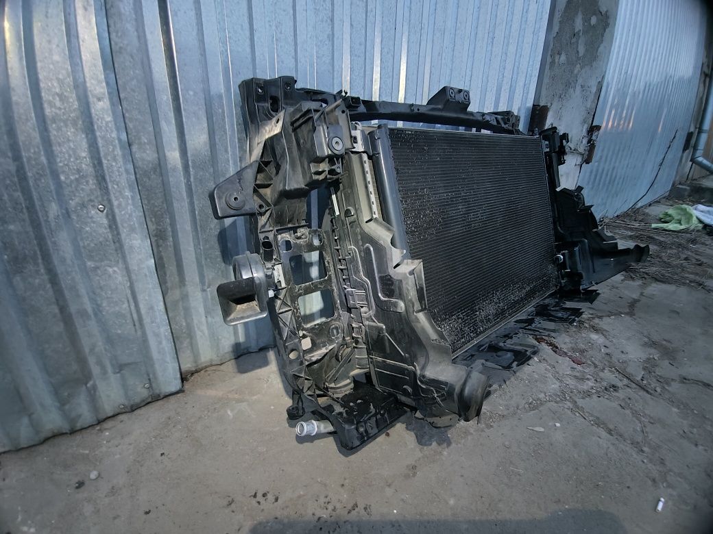 Касета радіаторів підсилювач диффузор жалюзі ауді кю 7 4м  audi q7 4m