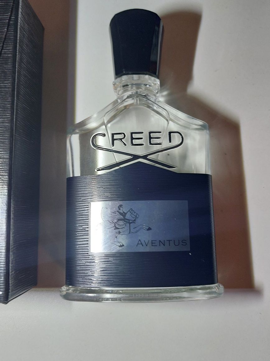 Perfumy creed aventus