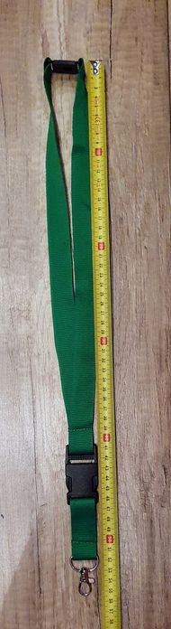 Smycz z karabińczykiem do kluczy uchwytem na identyfikator 25mm zielon