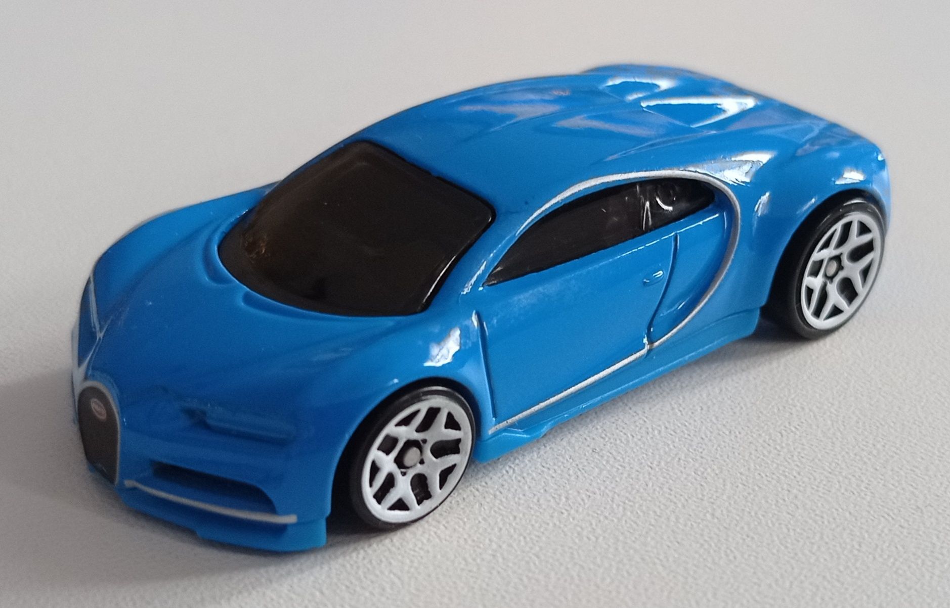 Hot Wheels '16 Bugatti Chiron