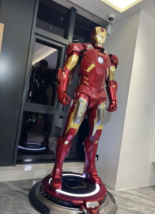 Iron Man mk7 gigante