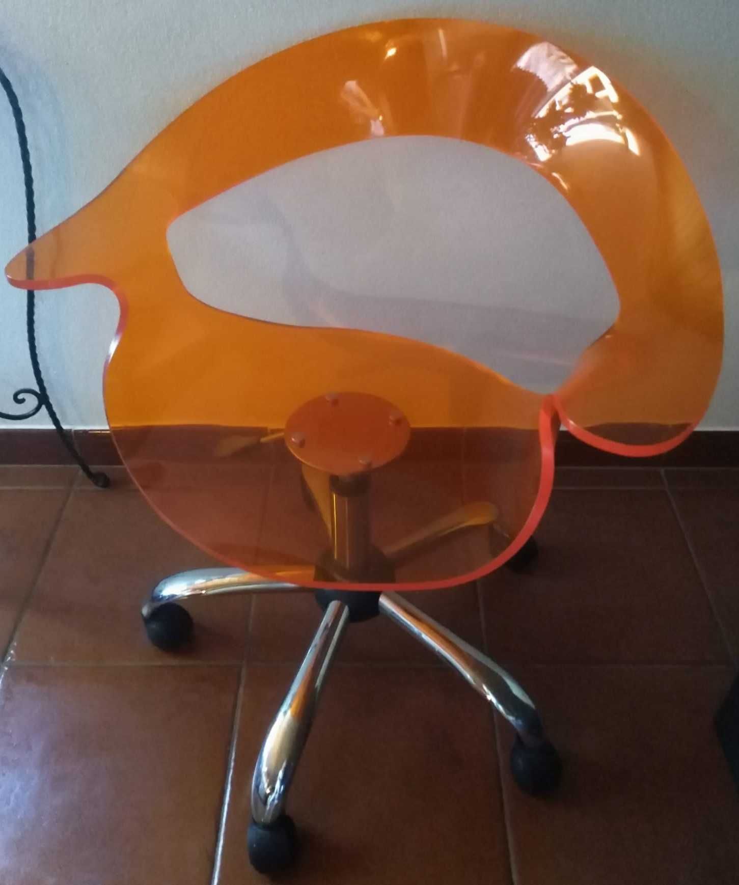 Cadeira giratória de escritório
