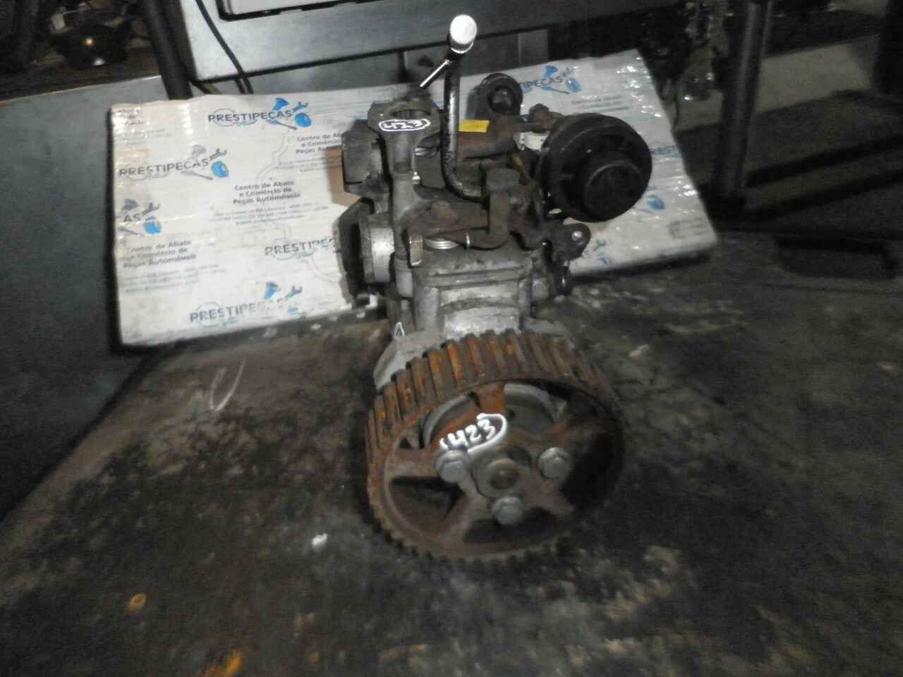 Bomba Injectora R8448B391C CITROEN BERLINGO 1 FASE 2  2003 1.9D 70CV 3P BRANCO DELPHI PEUGEOT PARTNER 2003 1.9D 70CV 4P BRANCO DELPHI