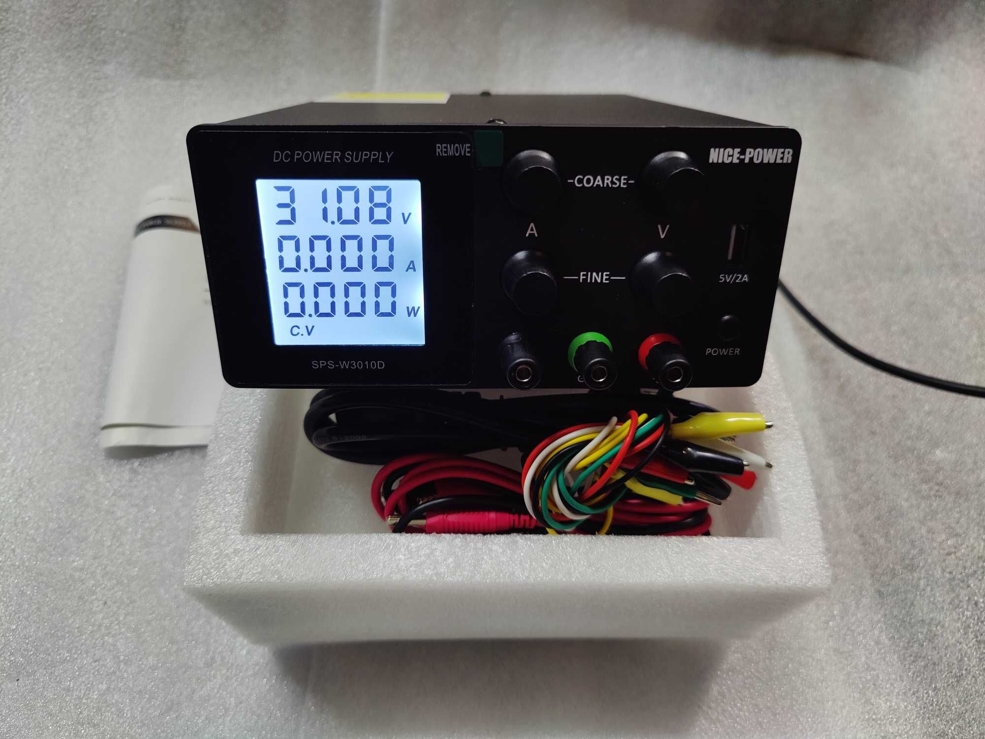 Блок питания  лабораторний живлення 30V 10A sps w3010 новий