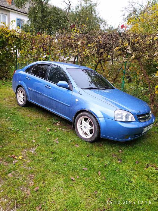 Продам Шевроле Лачетті