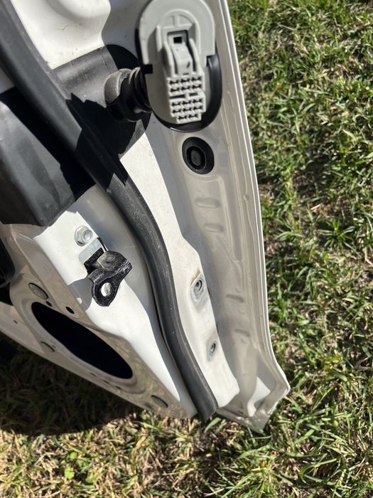 Drzwi Lewy Tył Mazda 2 III 2016