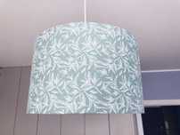Lampa sufitowa pakamera