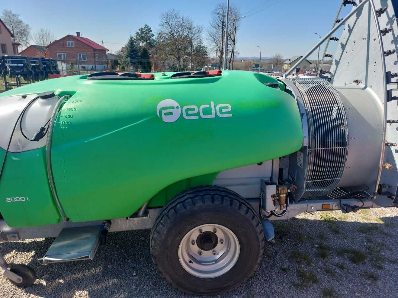 Opryskiwacz sadowniczy Fede/Kubota 2000l H3O