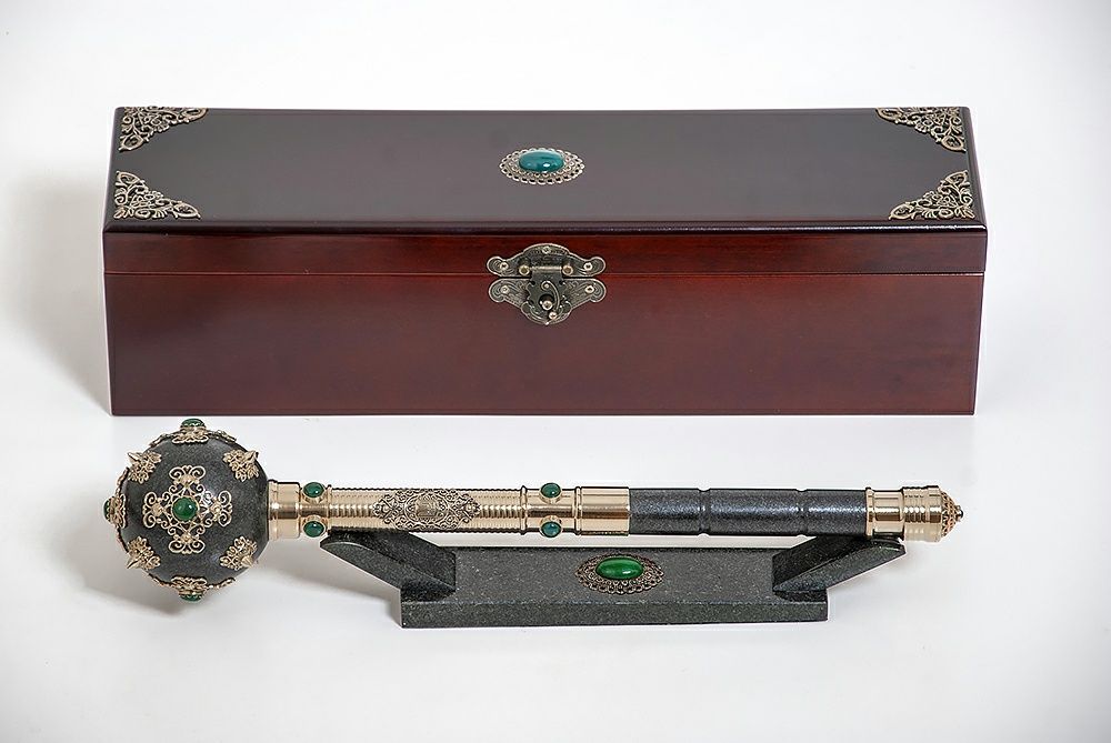 Сувенір з каменю Булава.