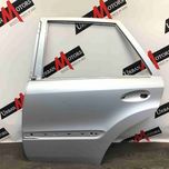 Дверь задняя левая Mercedes W164 ML A1647300105