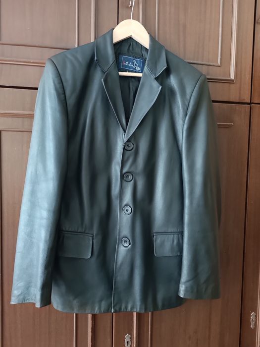 Чоловічий шкіряний піджак розмір Л