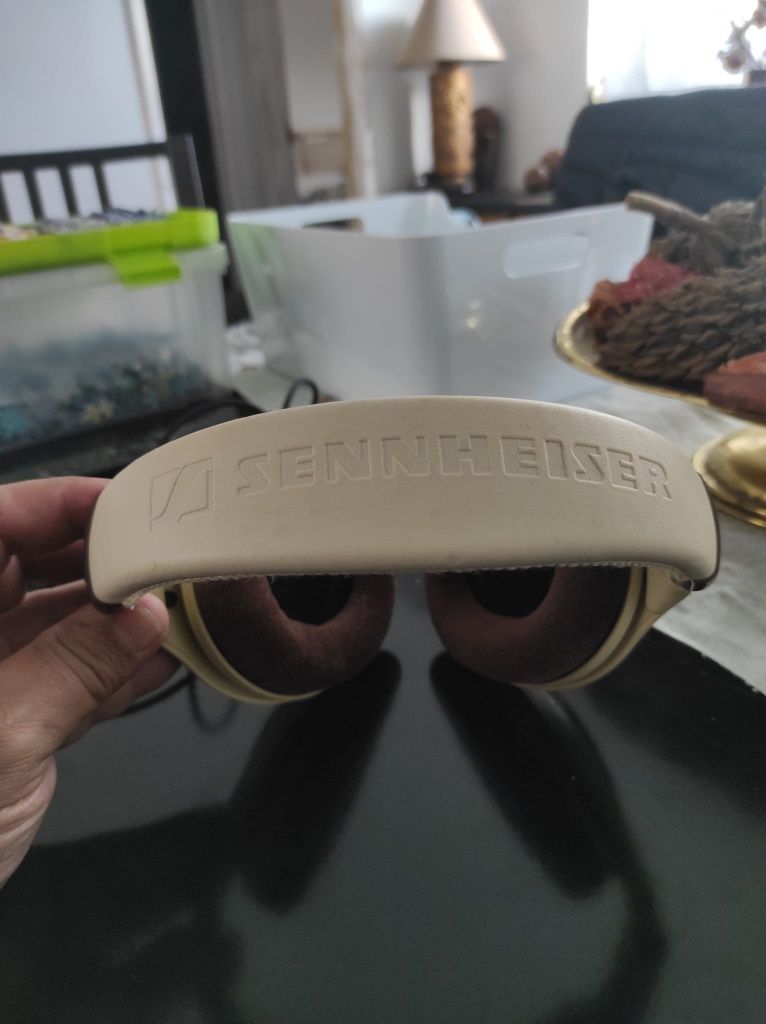 Headphones sennheiser