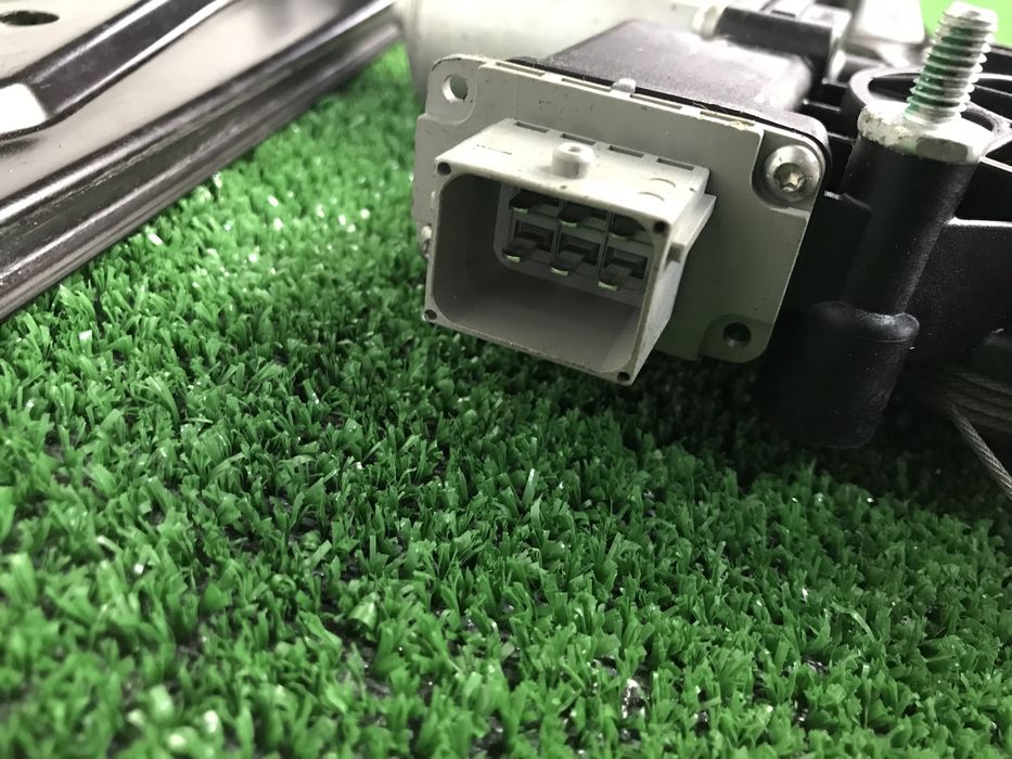 Стеклоподьемник передний Фиат Добло 263 Опель Комбо D 2010-2017