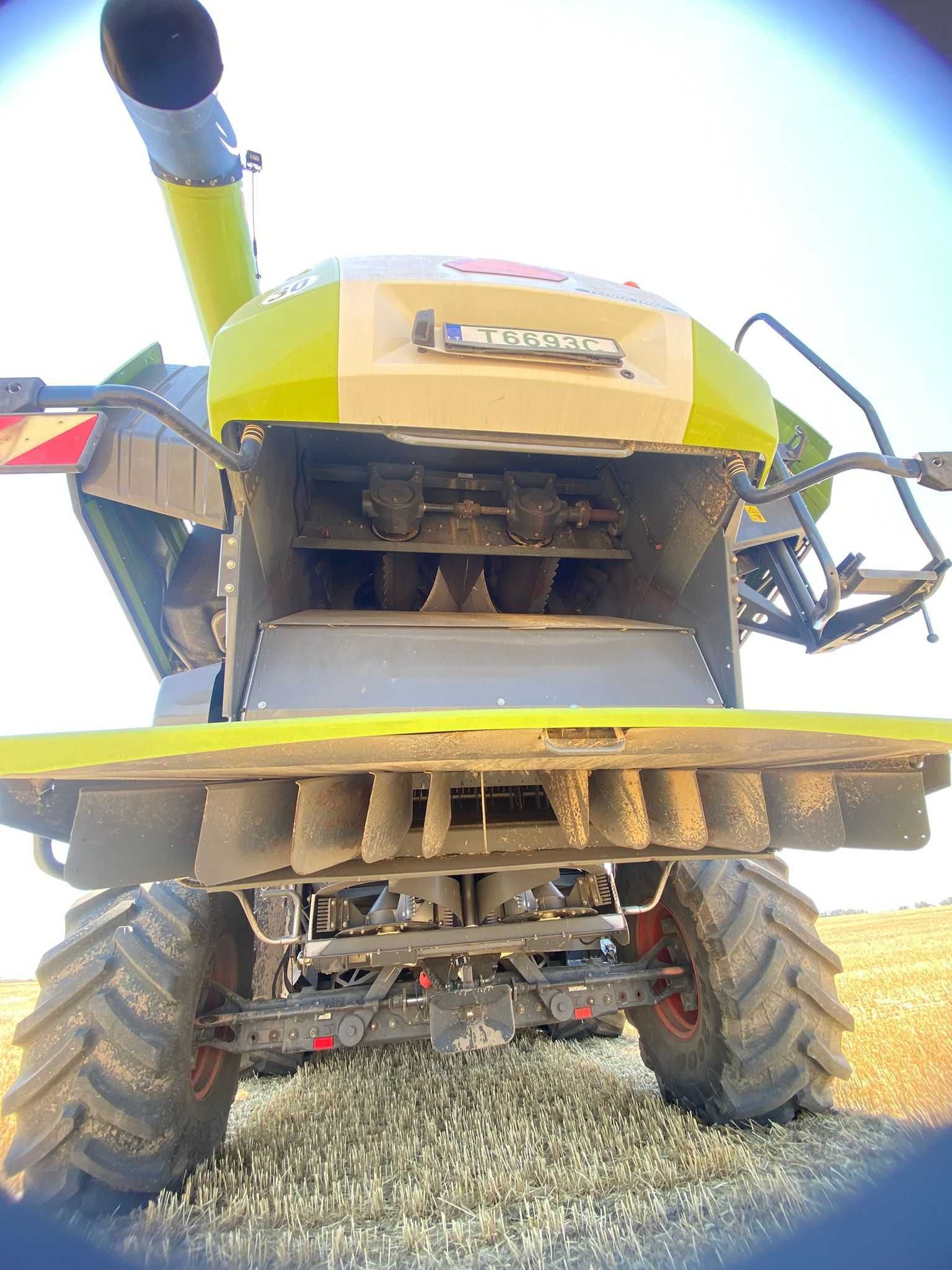 Claas Lexion 770TT, 2014 rok - 2000 godzin, header 9 metrów