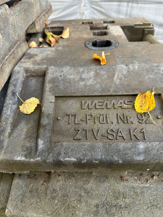 Barierki , płotki, stopy , zabezpieczenie wykopu budowy