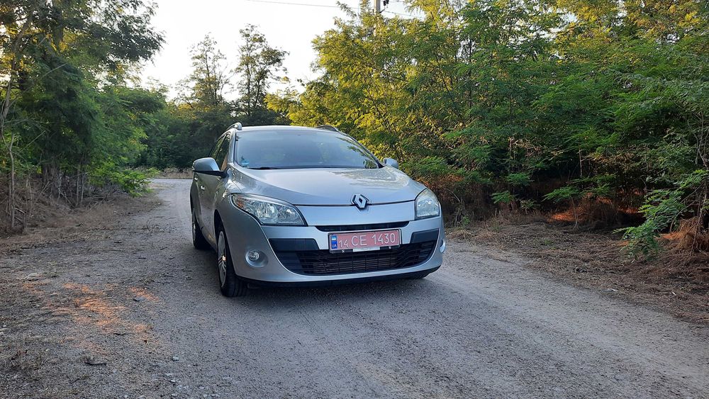 Рено Меган Renault Megane