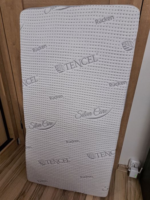 Materac do łóżeczka dziecięcego