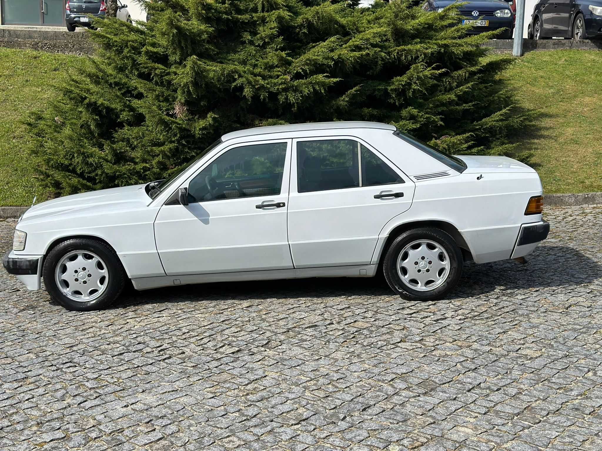 Mercedes 190D - 1990