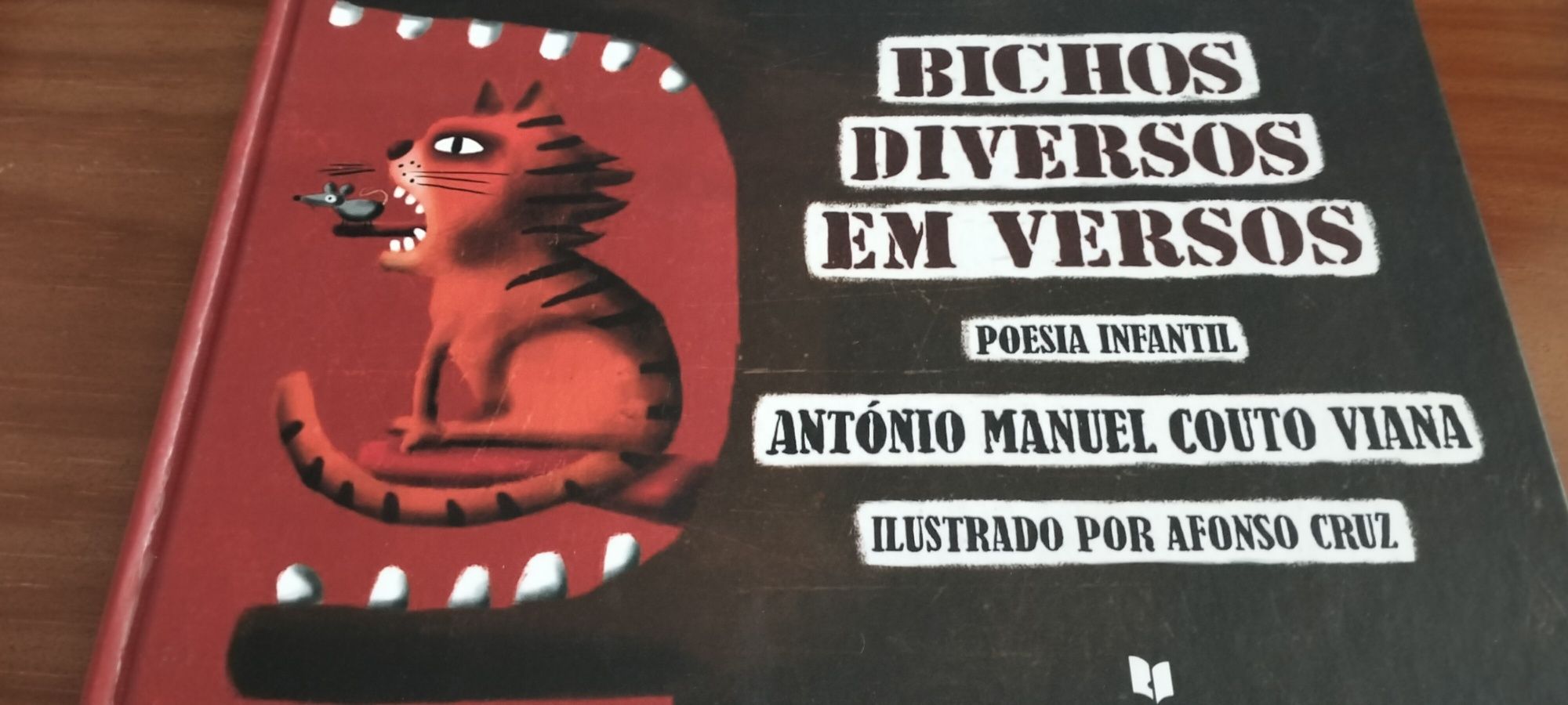 Livros novos em bom estado