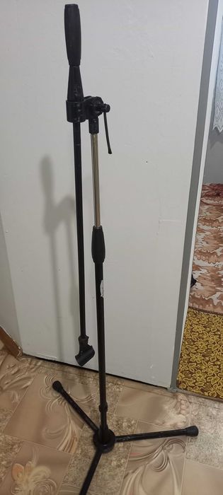 стійка мікрофонна