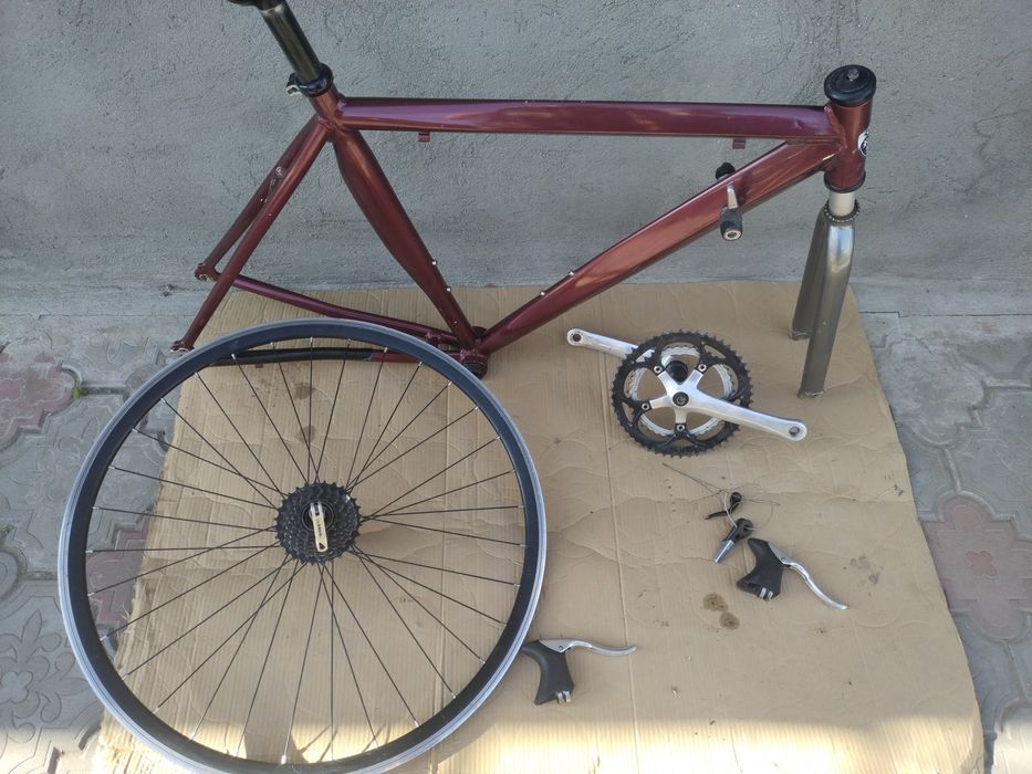 велосипед, та деталі