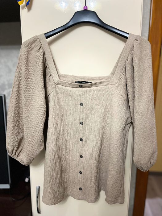 Блуза бежева F&F НОВА