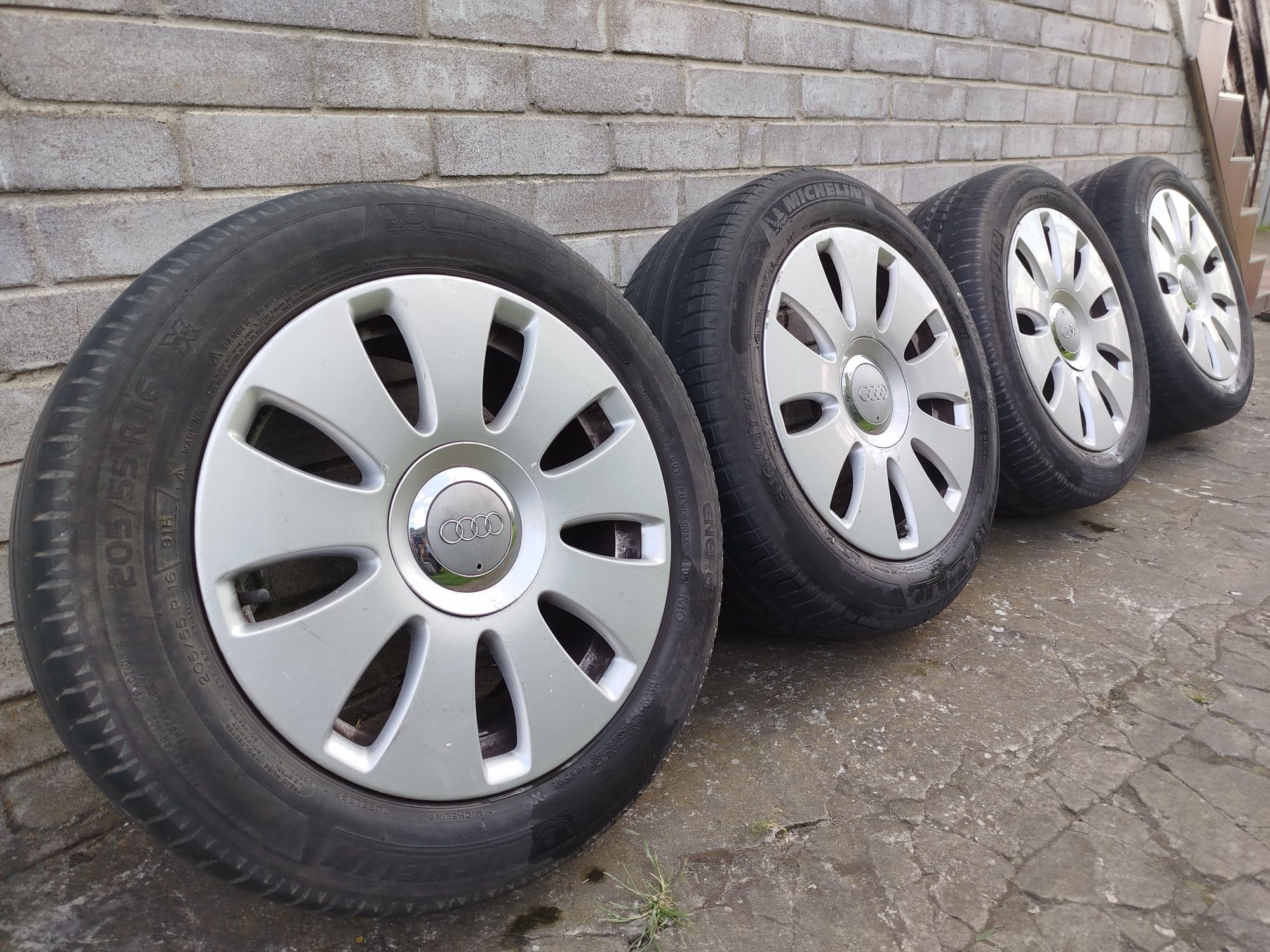 Alufelgi 16 cali Audi .